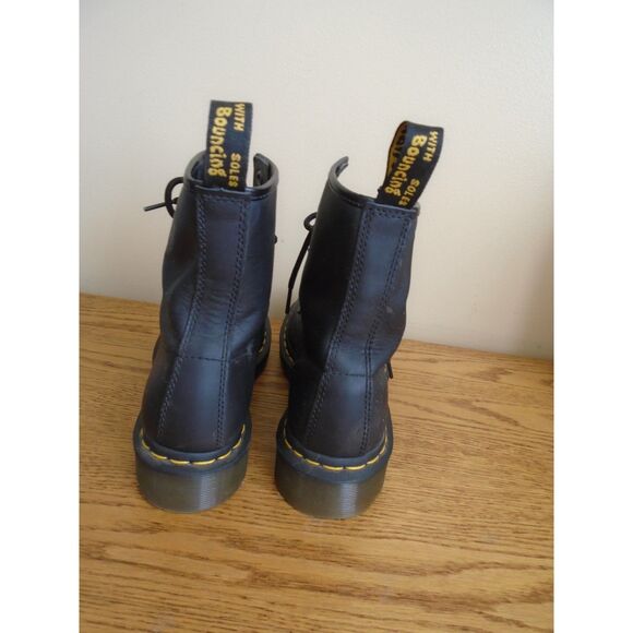 Dr. Martens Black Leather combat Boots size 7 womens style 11821 - Picture 4 of 7